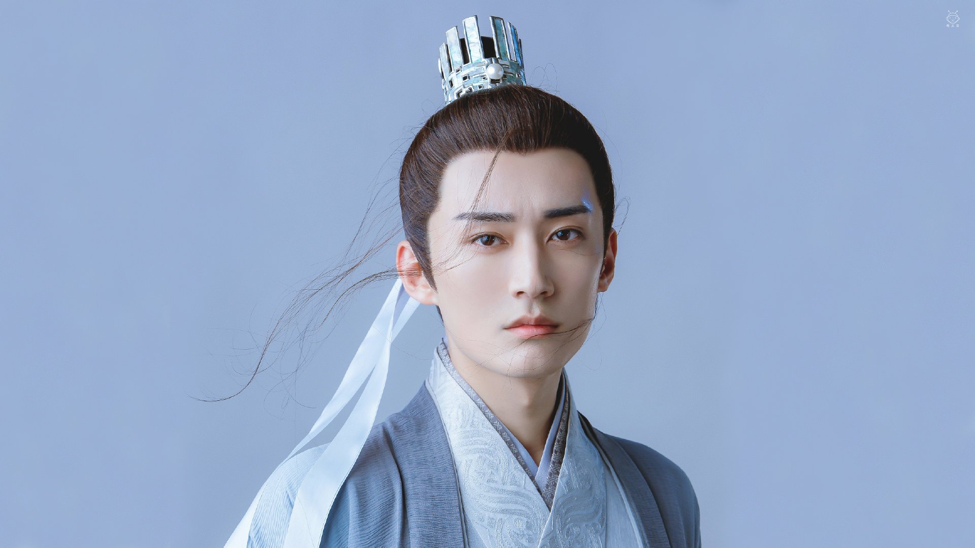 水晶宫主打边路速度形成压制，水晶宫队