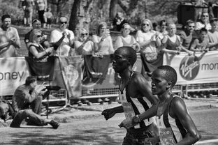 Leyu Sport下载-乌干达男篮在非洲预赛中奋勇不息，开启新辉煌篇章，乌干达篮球排名