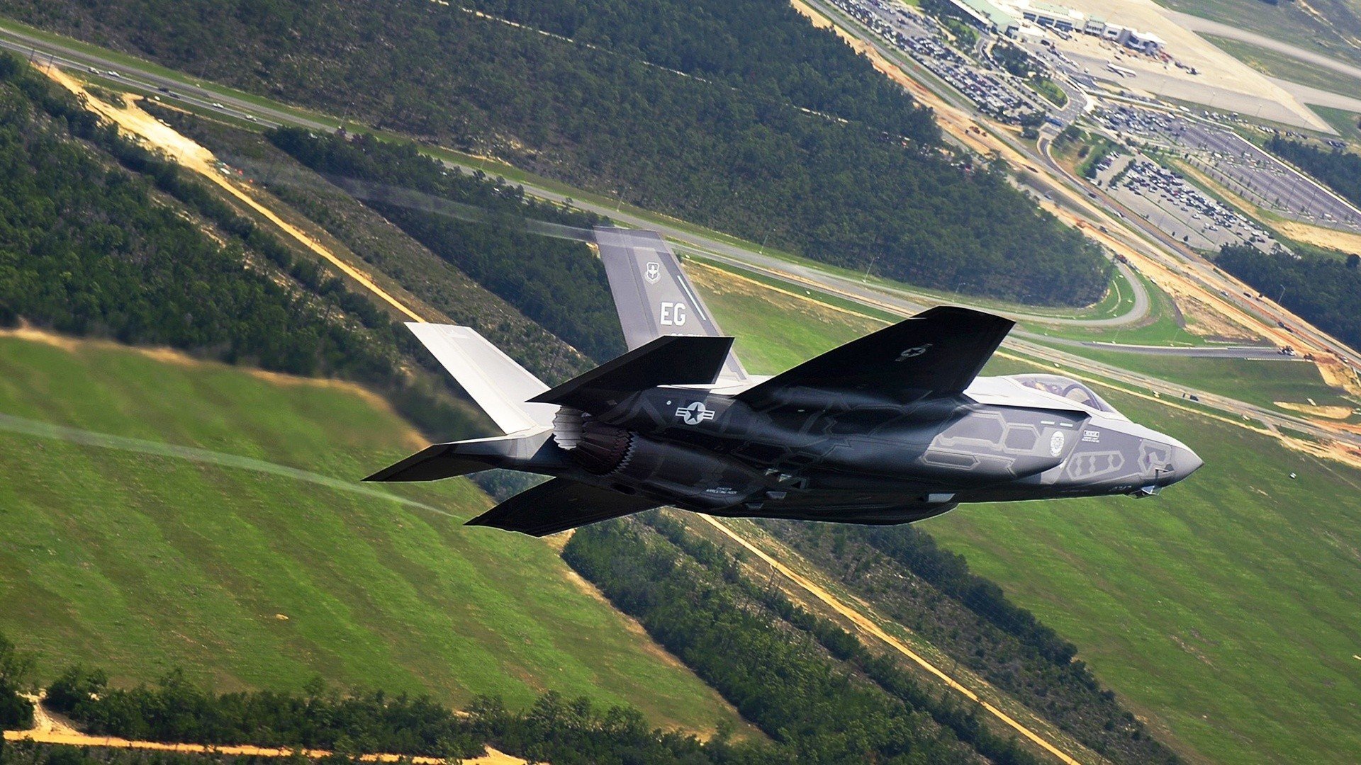 乔纳·隆戈：全黑队的“恐怖边锋”，橄榄球场上的绝对主宰