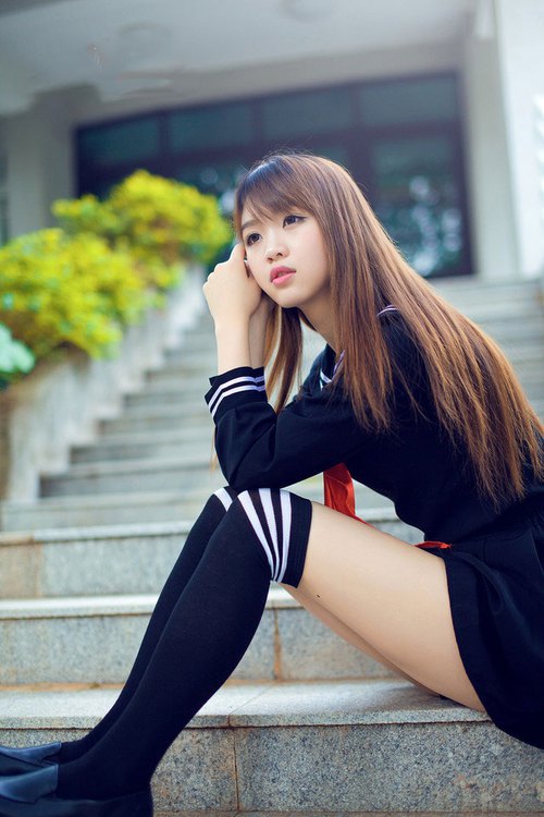 leyu乐鱼体育综合-德甲领头羊拜仁慕尼黑稳步前行，争夺多项荣誉