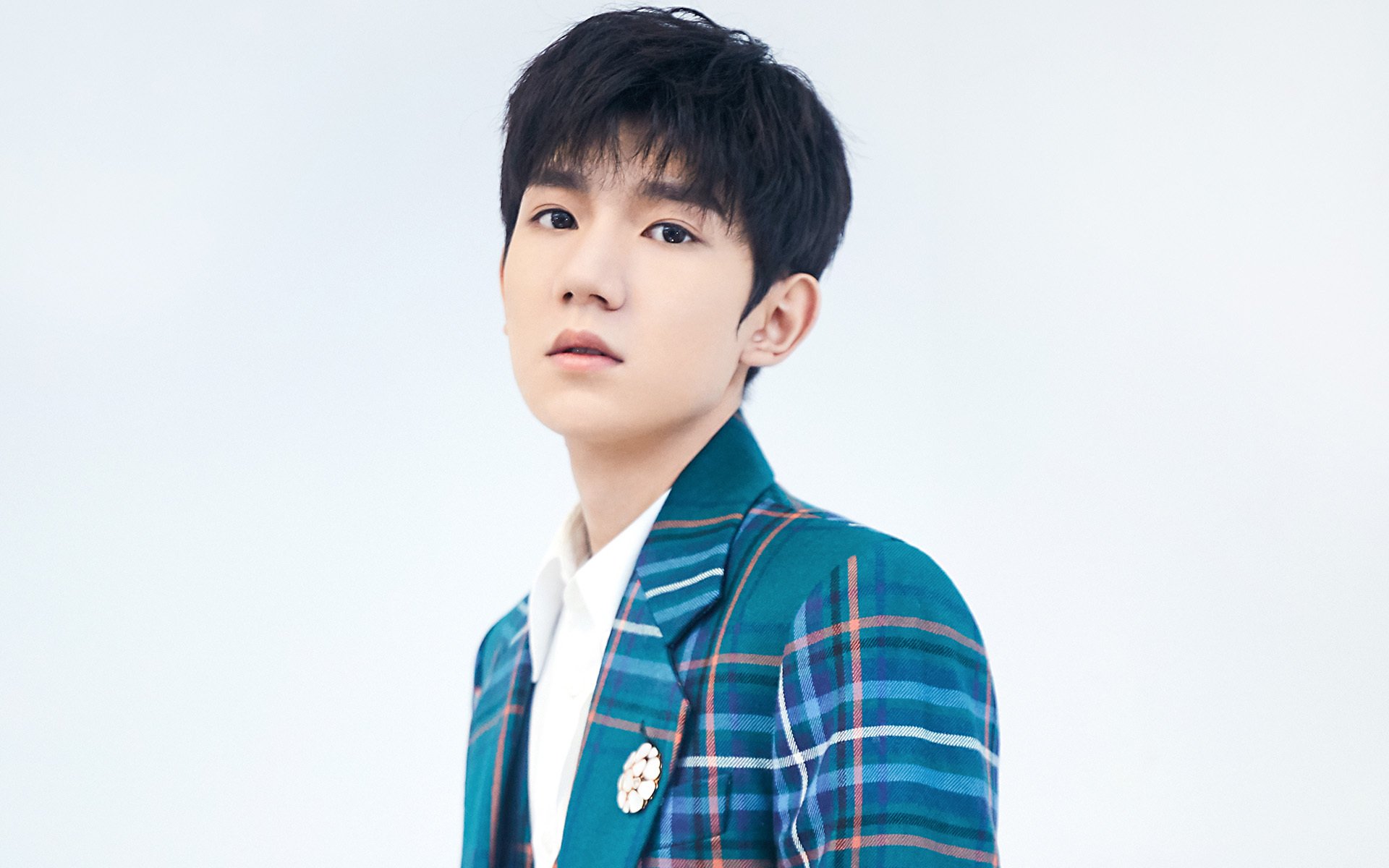 老牌劲旅完成赛季目标,稳居积分榜前列,劲旅网官方网站