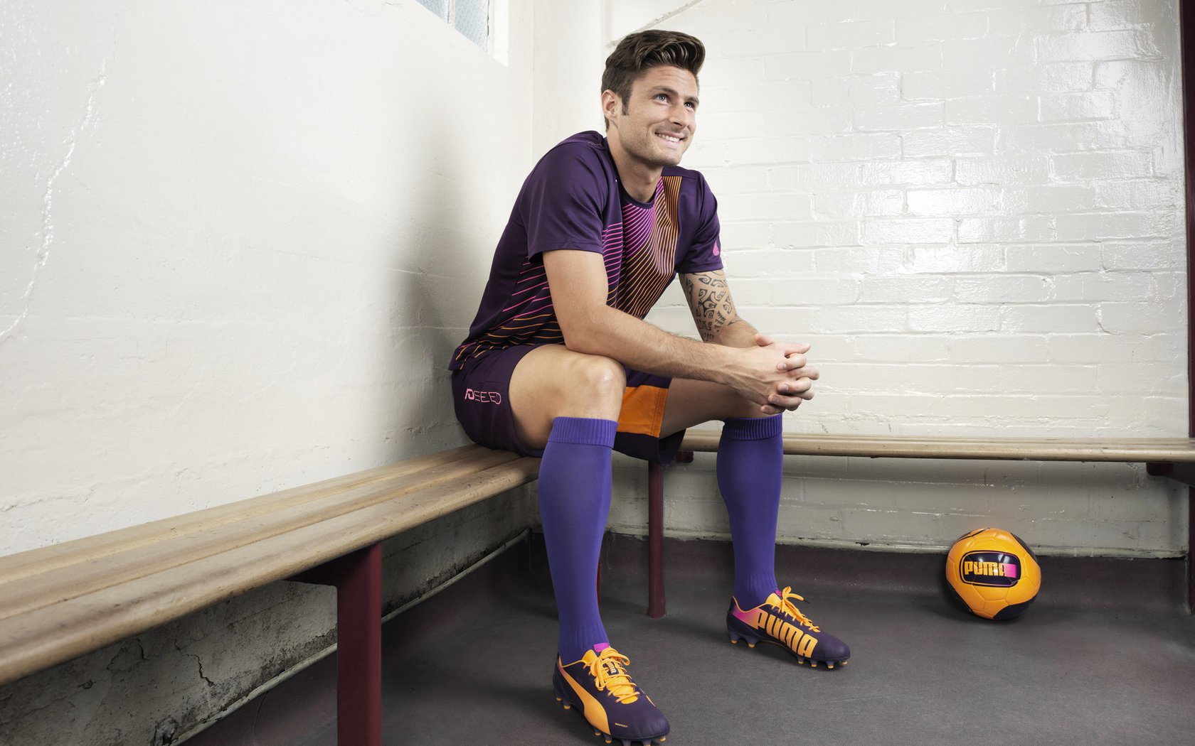 乐鱼体育官网-中超球队赛前战术布置可视化，中超赛前新闻发布会