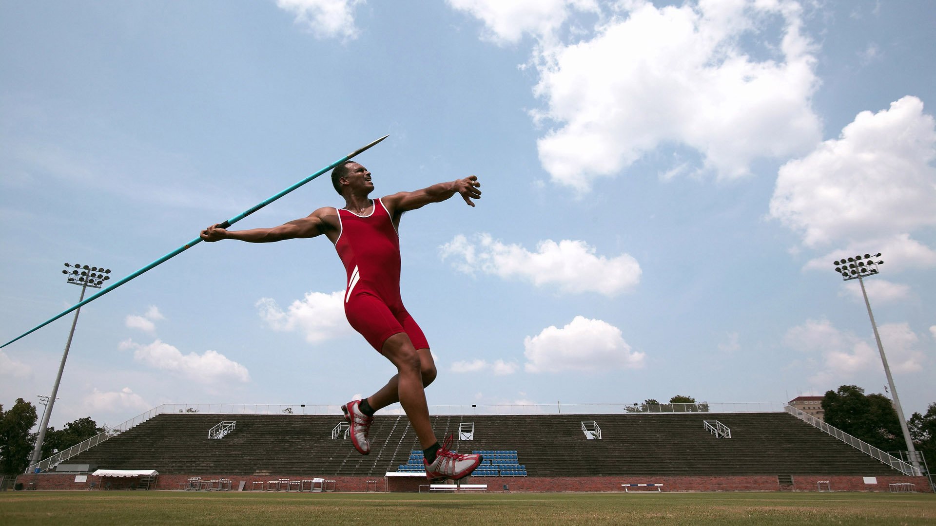 中国足球联赛发布联赛视觉系统适应多端传播需求，中国足球表演赛